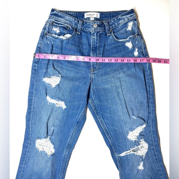 Abercrombie & Fitch Women’s High Rise Curve Love Mom Jeans Size- 6 Regular - Picture 6 of 10